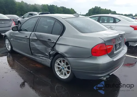 2010 BMW 328I xDrive z USA, uszkodzony, nr VIN WBAPK5C59AA650872